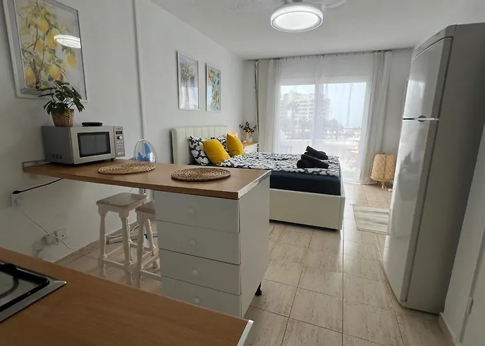 Lemon Tenerife Americas * Costa Adeje (Tenerife)